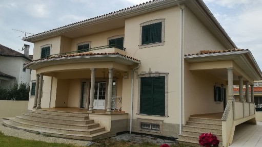 Moradia independente à venda em Urbanização Vila de Feijão