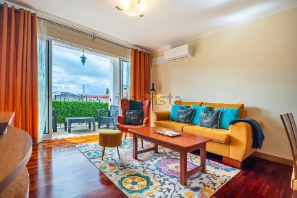 Arrendamento de apartamento T2 na Rua do Carmo, 29