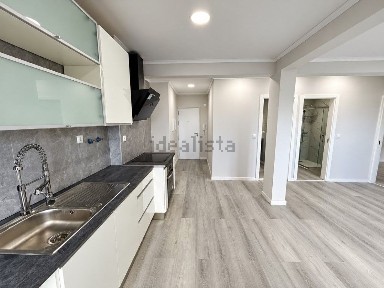 Apartamento T2 à venda na Afonso Costa - Fonte do Lavra