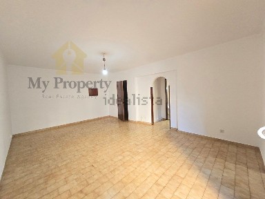 Arrendamento de apartamento T1 na Avenida das Comunidades Lusíadas