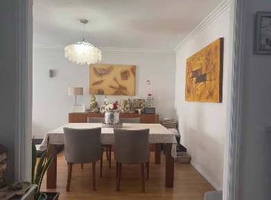Excelente Apartamento em Rio tinto, junto ao metro de Campainha e próximo à Estação de Comboio tipologia 3