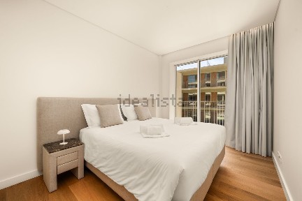 Arrendamento de apartamento T2 na Travessa do Forte Novo, 109