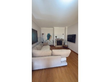 Arrendamento de apartamento T1 na Rua Padre Himalaya