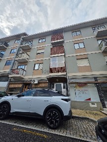 Arrendamento de apartamento T1 na Rua Índia Portuguesa, 323