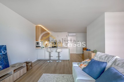 Arrendamento de apartamento T2 na Rua Amélia de Sousa Luz