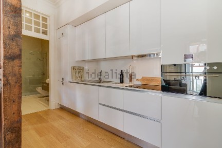 Apartamento T1 à venda na Rua da Madalena
