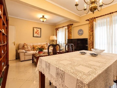 Apartamento T3 à venda na Algés