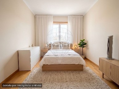 Apartamento T2 à venda na Rua José Viana