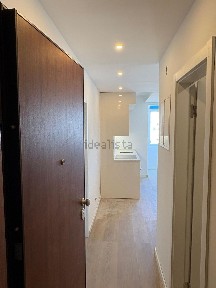 Apartamento T1 à venda na Rua José Henriques Coelho, 11