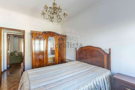 Apartamento T2 à venda na Rua Bartolomeu Dias