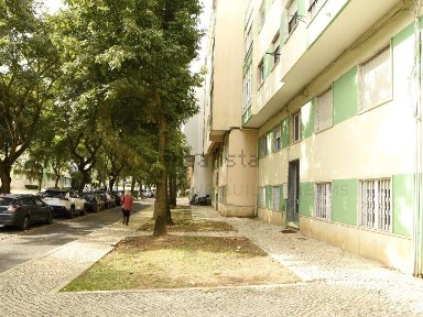 Apartamento T2 à venda na Mem Martins