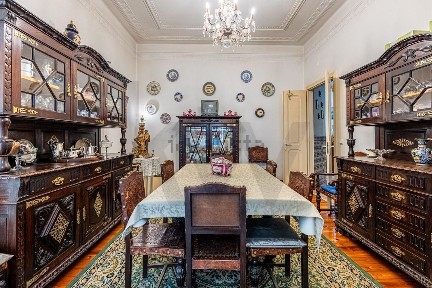 Apartamento T4 à venda na Rua de Cabo Verde s/n