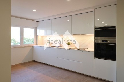 Apartamento T2 à venda na Rua Abade Faria, 46