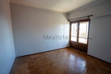 Apartamento T3 à venda na Rua Bento de Jesus Caraça