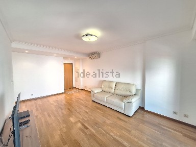 Apartamento T1 à venda na Rua Joaquim Rocha Cabral