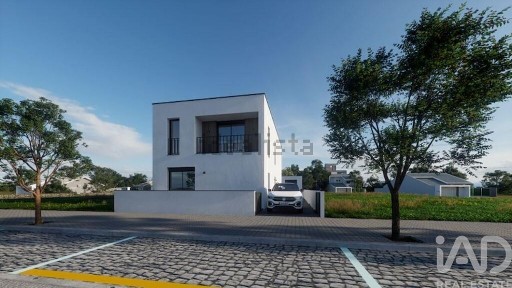 Moradia independente à venda na Gafanha da Nazaré
