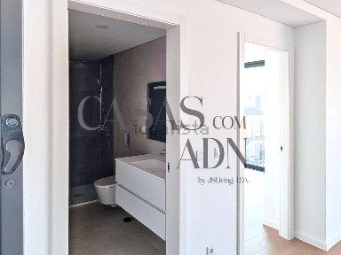 Apartamento T1 à venda na Rua Doutor Arlindo Vicente