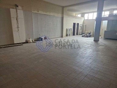 Espaço comercial à venda em São João da Madeira