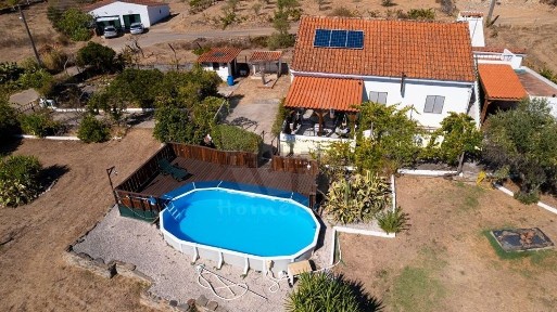 Casa de aldeia à venda em Santo André das Tojeiras