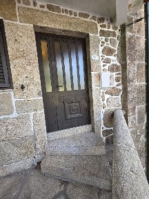 Arrendamento de casa de aldeia em Em538, 222