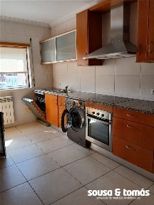 Arrendamento de apartamento T3 no Bairro dos Anjos - Vale da Cabrita