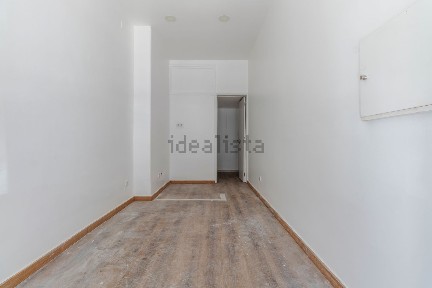 Alvalade, Estação Roma-Areeiro, Rua Doutor Gama Barros, 37 a