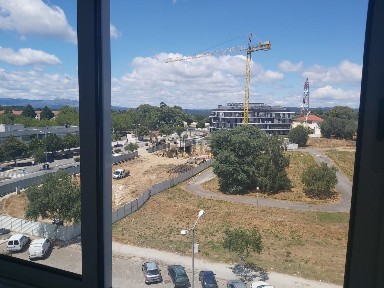 Arrendamento de apartamento T3 na Rua Engenheiro Beirão do Carmo