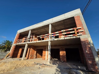 Apartamento T3 à venda em Marrazes e Barosa