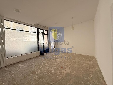 Apartamento T1 à venda na Rua da Alegria