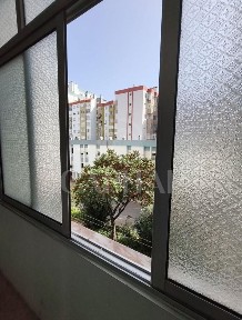 Apartamento T1 à venda na Avenida António Sérgio, 14