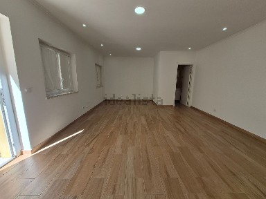 Arrendamento de moradia em banda no Centro
