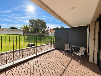 Arrendamento de apartamento T2 na Maninho - Baviera