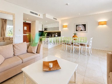 Apartamento T2 à venda na Rua João Paulo II
