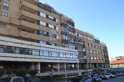 Arrendamento de apartamento T3 na Rua da Rasa