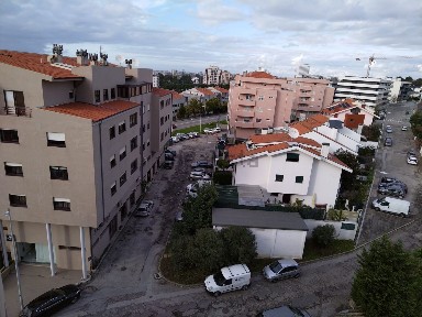 Arrendamento de apartamento T1 na Rua Infante D. Henrique