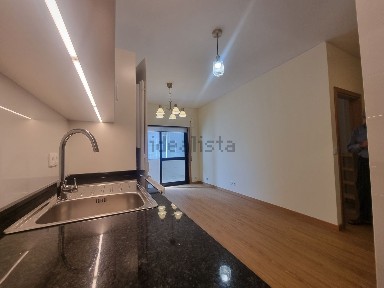 Arrendamento de apartamento T1 na Rua de Costa Cabral, 2309