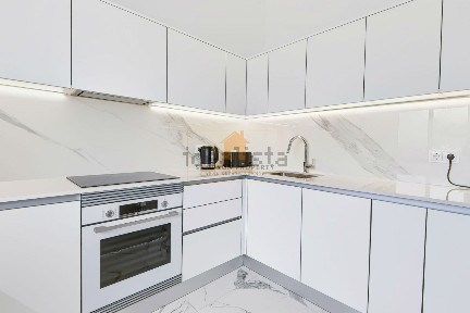 Apartamento T1 à venda no Vale Milho - Vale Centeanes - Algar seco