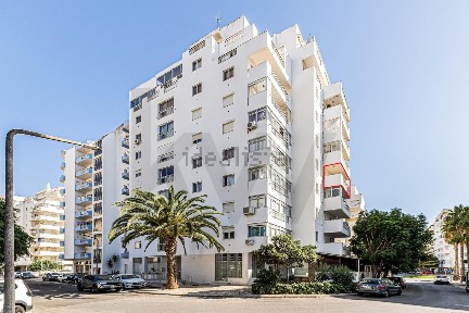 Apartamento T1 à venda em Armação de Pêra