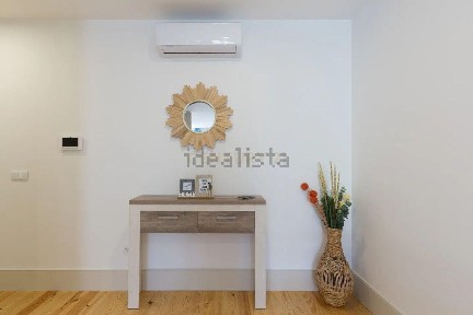 Arrendamento de apartamento T0 na Rua do Almada, 596