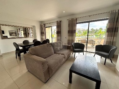 Apartamento T2 à venda no Caminho Corgo da Colmeia