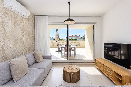 Apartamento T2 à venda na Rua gil Eanes