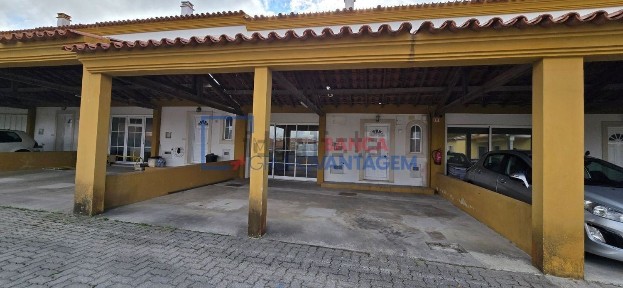 Moradia em banda à venda na Moita