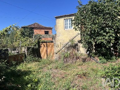 Moradia independente à venda em Santa Cruz da Trapa e São Cristóvão de Lafões