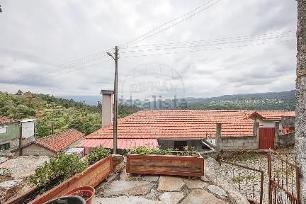 Moradia independente à venda em São João da Serra