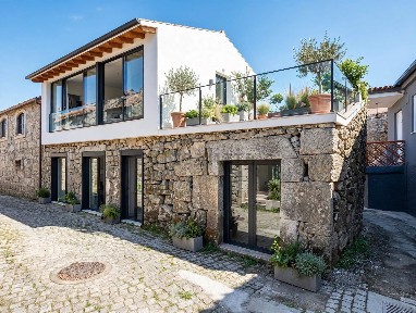 Casa de aldeia à venda em Routar