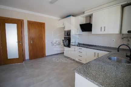 Moradia em banda à venda em Cabanas de Viriato