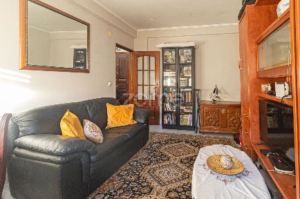 Apartamento T2 à venda na Rua das Amoreiras s/n