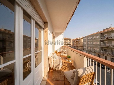 Apartamento T2 à venda na Rua João das Regras