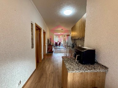 Apartamento T2 à venda na Rua João Pereira Ramada Crespo, 17