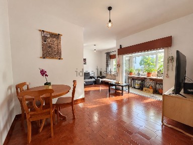 Apartamento T2 à venda no Centro do Feijó